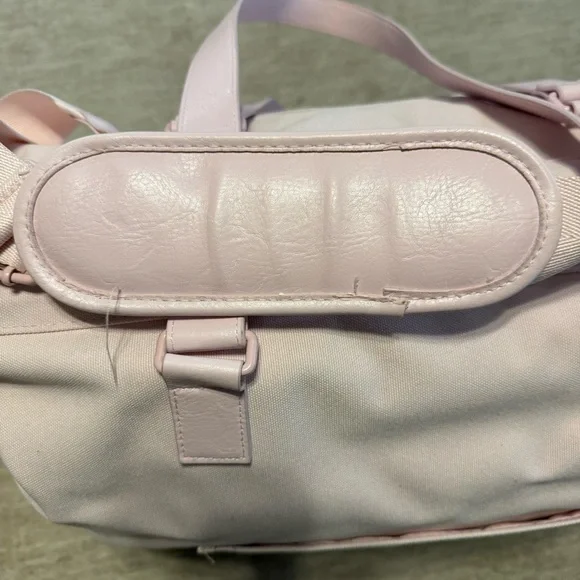 BEIS The Weekender Travel Bag - Picture 14 of 14